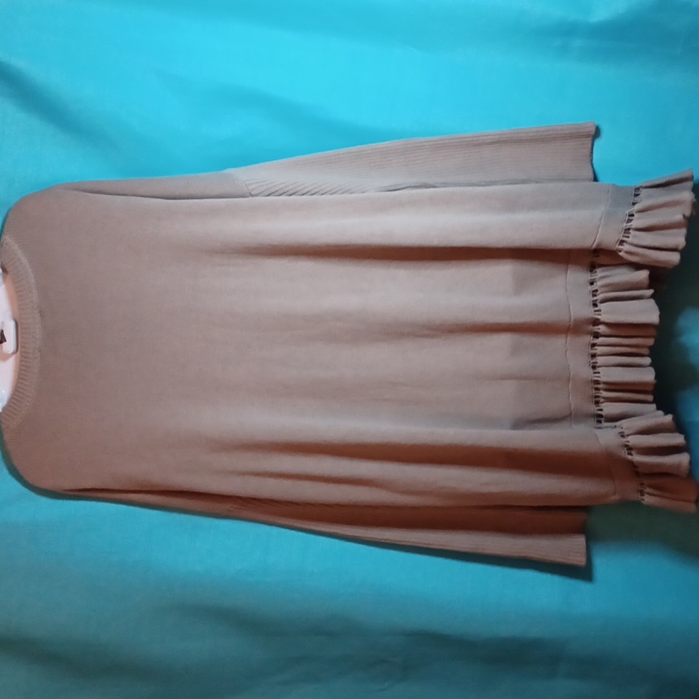 LISA RINNA Collection Light Mocha Ruffle Sweater. Size L - Picture 12 of 15